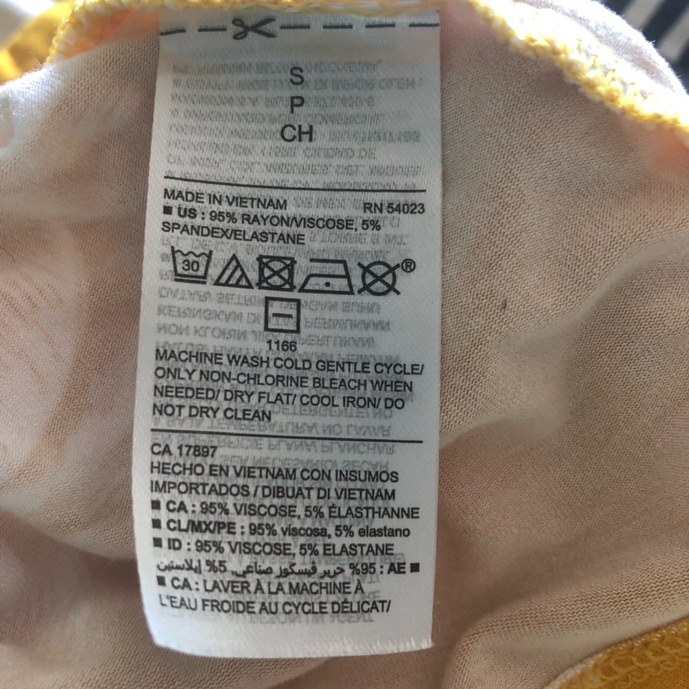 Old Navy, yellow palm tree dress - Picture 8 of 9